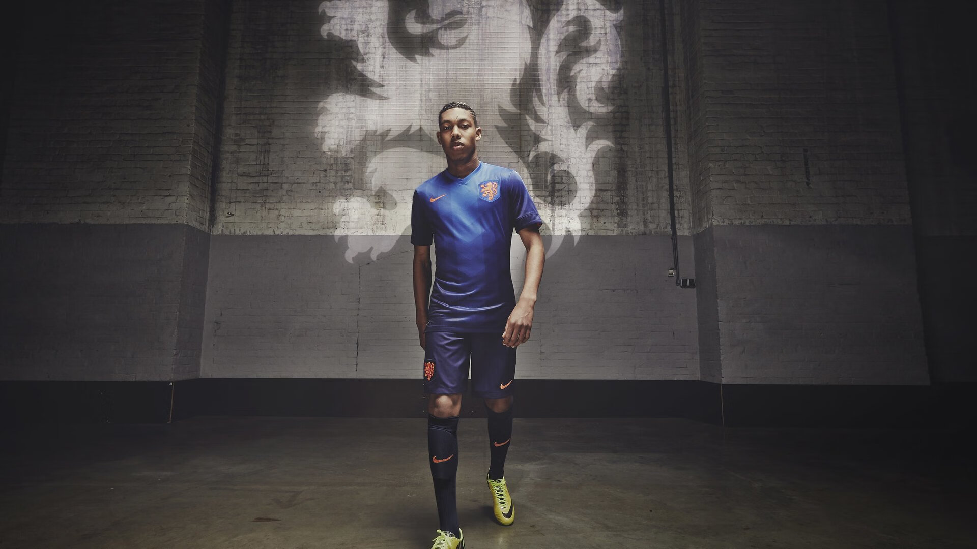 博卡433阵型被拜仁多点突破瓦解，博卡历年球衣